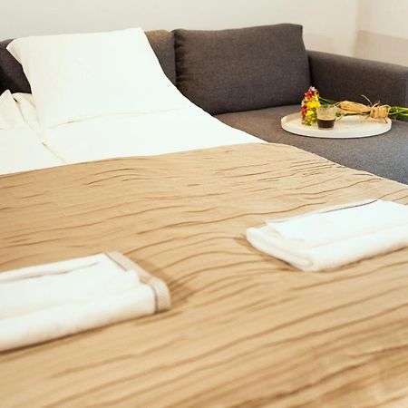 Апартаменты Wilcza Apartament Варшава Экстерьер фото