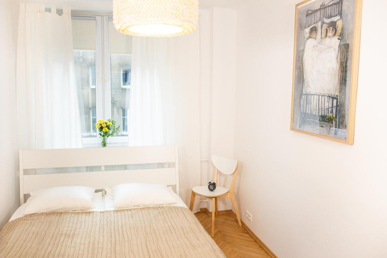 Апартаменты Wilcza Apartament Варшава Экстерьер фото