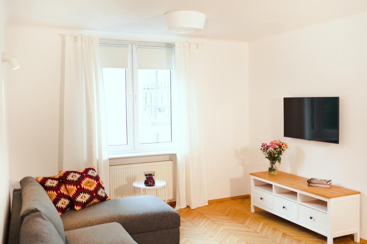 Апартаменты Wilcza Apartament Варшава Экстерьер фото